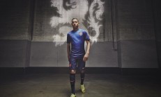 开云体育入口-羽坛奇迹夜，印尼队惊天逆转法国，安赛龙高光时刻铸就经典