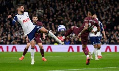 开云体育平台APP-曼联客场取胜，全队合作默契的简单介绍