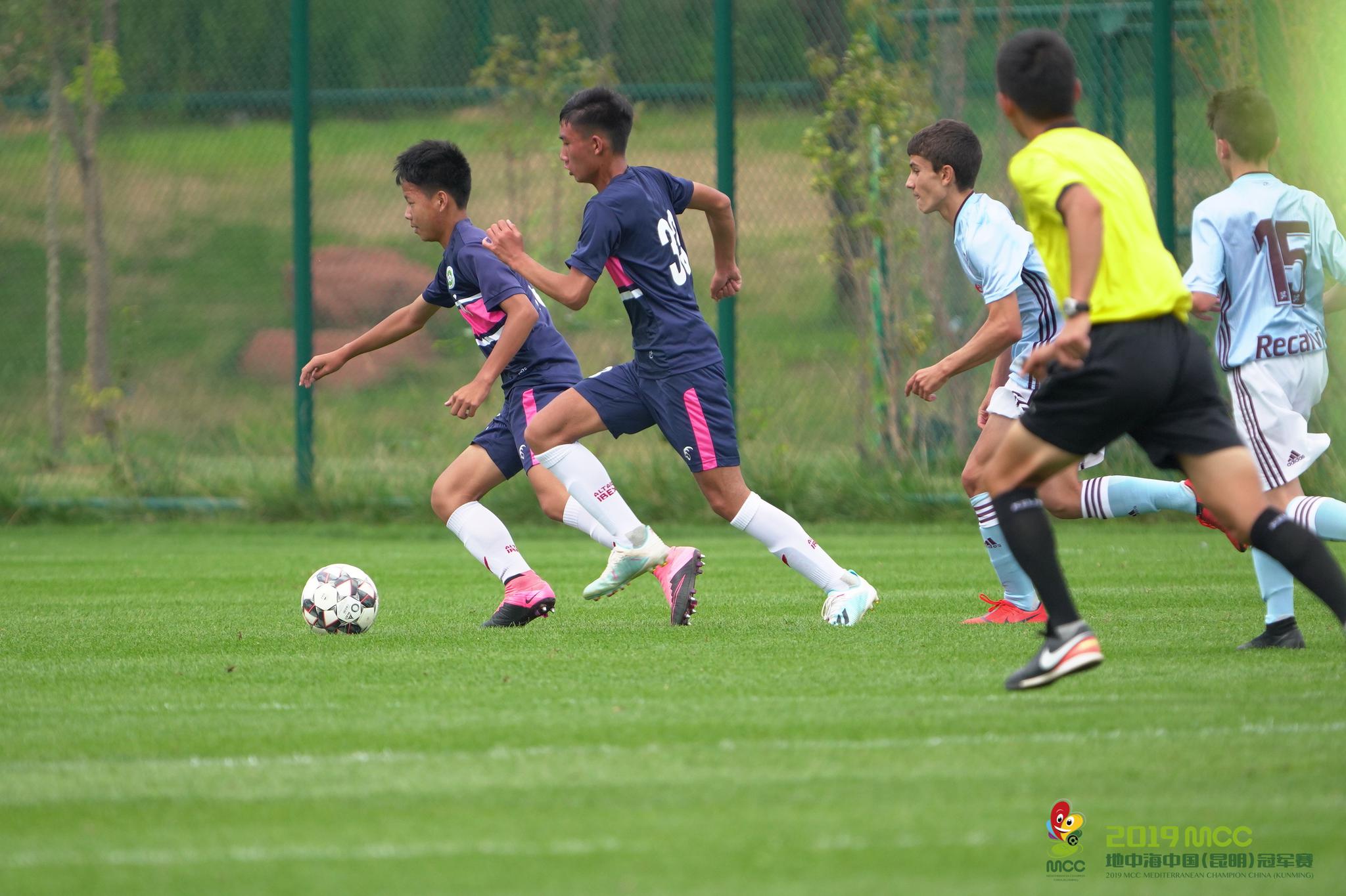 国际足球赛中中国队率先获得意外胜利的简单介绍