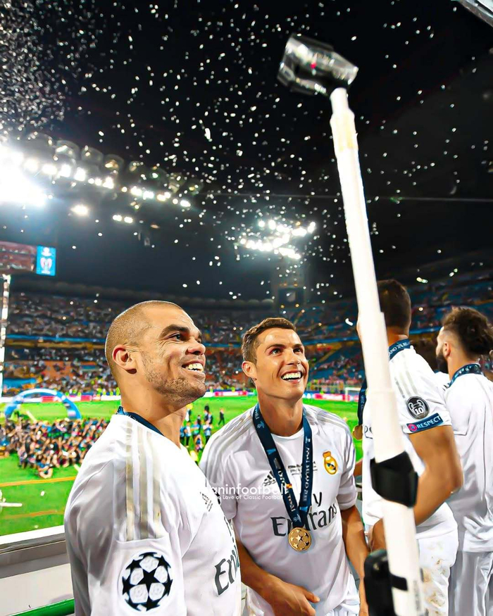 关于勇往直前：法国足球盛事的激烈对抗的信息