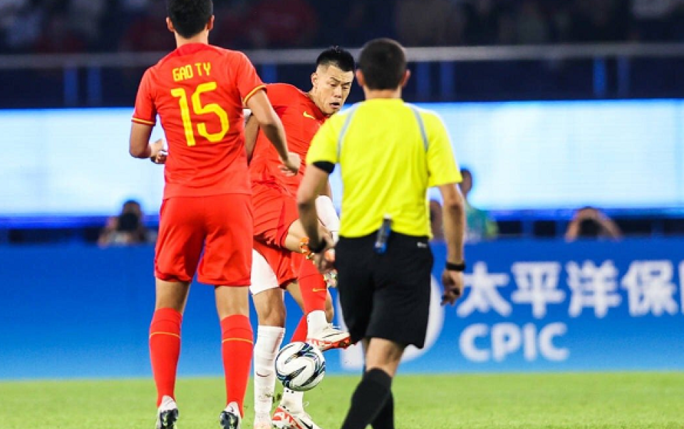 塞维利亚稳操胜券，晋级希望大增