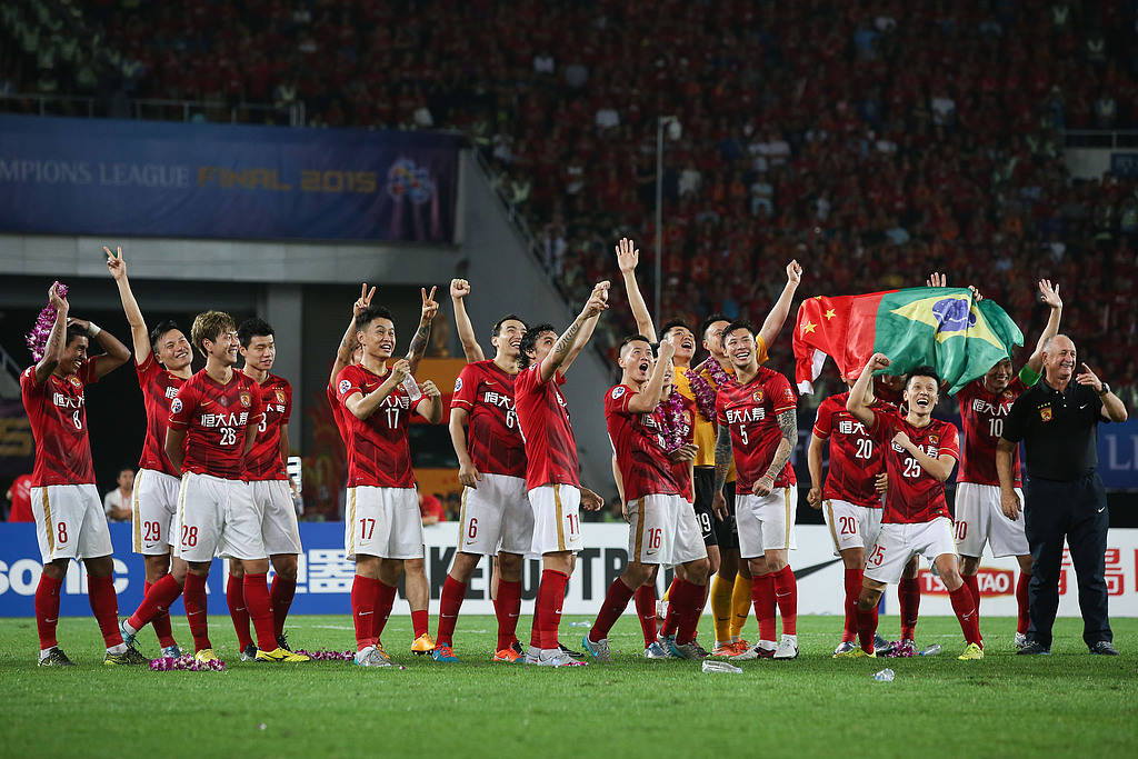 包含恒大雄心满满，冲击淘汰赛！的词条