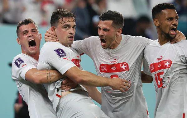 包含捷克与科索沃激战，欧预赛积分激烈角逐的词条