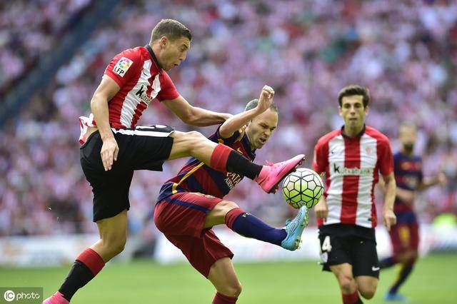 包含马洛卡豪取胜利，主场击败埃瓦尔的词条